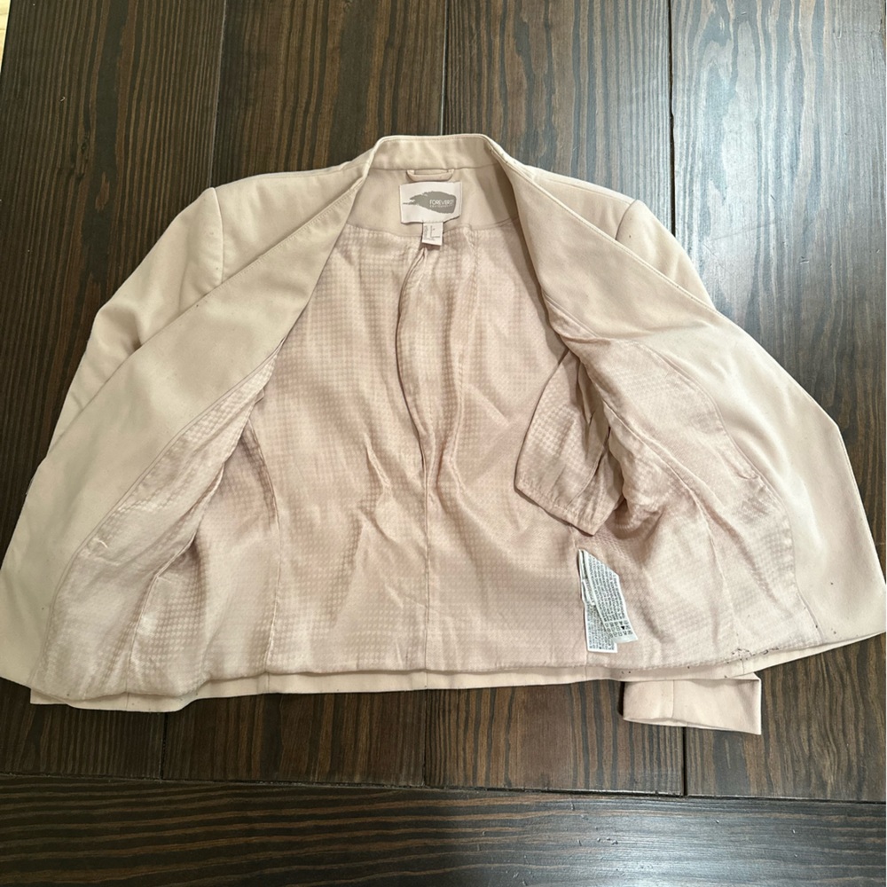 Cropped Cream Jacket - Picture 4 of 5